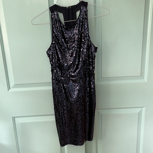 Lulu’s Luster for Life Blue Sequin Backless Body-con Dress - Picture 5 of 8